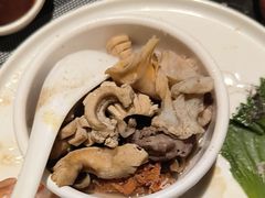 -半岛翡丽海鲜自助餐厅(观风亭店)
