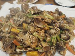 -东来菜馆•手抓海鲜家常菜•海鲜锅贴(鸽子窝店)