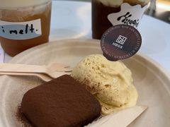 -HUGS coffee(东区店)