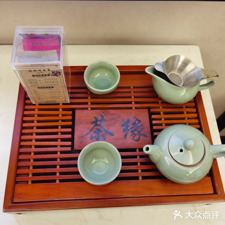 地下室有车位（住宿完领停车券）