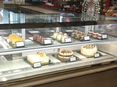 面包甜点陈列柜-新发展亚太JW万豪酒店·福苑咖啡厅