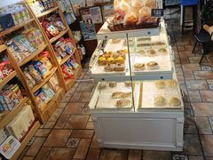 面包甜点陈列柜-KOMUGI 小麦家(新地假日广场店)