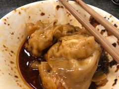 红油抄手-春阳水饺(香槟广场店)
