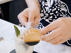 -red donkey coffee