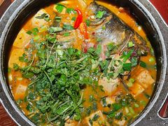 -荣公馆鱼头泡饭(巢湖万达店)