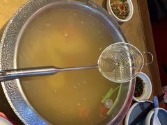 -左庭右院鲜牛肉火锅(金山万达店)