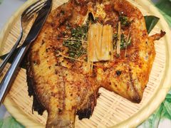傣味香茅草烤罗非鱼-云海肴云南菜(曲江大悦城店)