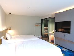 -海悦酒店(白石洲地铁站世界之窗店)