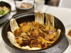 地锅生态鸡-国际青年会议酒店-苏莱斯餐厅
