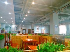 大堂-大草原清真饭庄(沙河店)