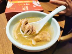 -有红鸡毛店·川菜(建设路店)