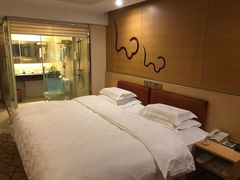 -深圳楚天大酒店(福田口岸深圳会展中心店)