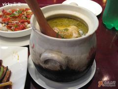 茶香土鸡煲-龙井壹号·茶缘山景宴(龙井村店)