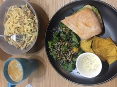 -HELLO 27 意面·沙拉·帕尼尼