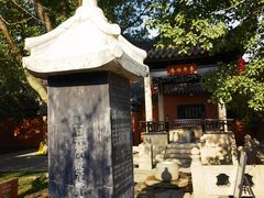 -梅村泰伯庙