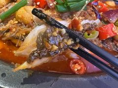 -鸣记脆皮烤鱼·海鲜烤鱼(三八广场店)