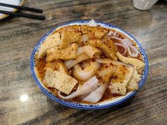 -壹阁胡羊焖饼(特色小吃街店)