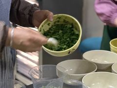 -周震馄饨