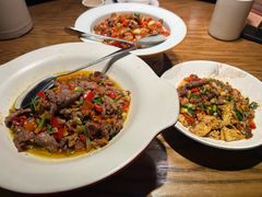 -爱碗亭·鲜炒湖南菜(壹城中心店)