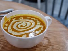 南瓜汤-HELLO 27 意面·沙拉·帕尼尼