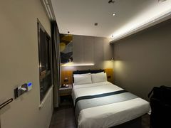 -如家商旅酒店(上海外滩南京路步行街地铁站店)