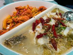 -姚姚酸菜鱼·金戈戈香港豉油鸡(喜荟城联名店)