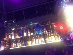 -江湖酒吧