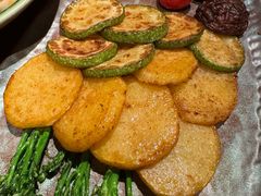 -包整·丝娃娃(一览甲秀楼风景店)