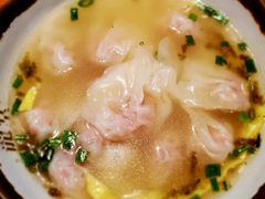 -龍堂蟹黄小笼包(万家丽店)