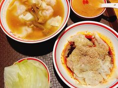 -八二小区抄手(龙湖上城天街店)