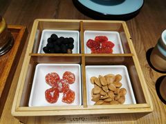 -九锅一堂酸菜鱼(新南凯德直营店)
