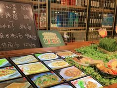 -宝燕海货工场(长江国际店)