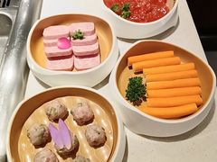 -海底捞火锅鲜切牛肉主题店(长寿路店)
