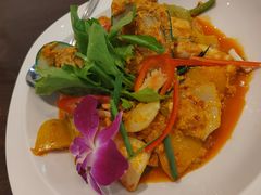 -Chom Cafe and Restaurant