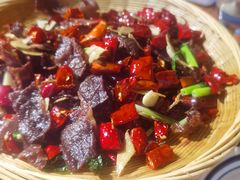-蜗牛的家旅行主题云南菜餐厅.小酒馆(护国寺店)