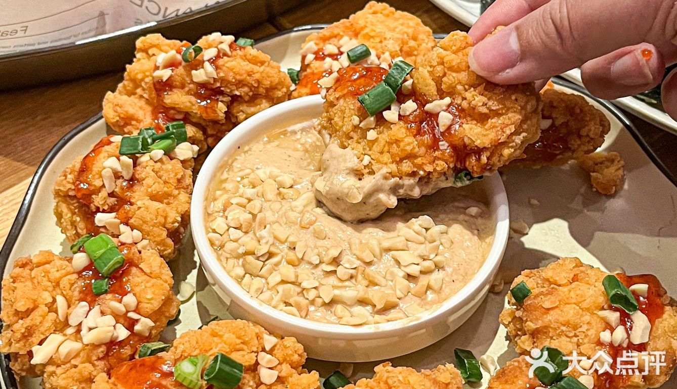 想把这家韩食Bistro安利给全重庆！氛围感绝了啊啊啊
