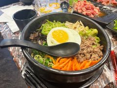 -啊美丽炭火烤肉(滑翔一店)