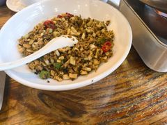 -老唐三下锅 ·张家界地标美食(溪布街店)