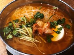 -鑫釜山海鲜烧烤(鑫丰国际店)
