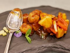 菠萝咕咾肉-白天鹅宾馆-玉堂春暖餐厅