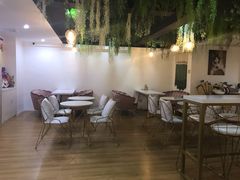 大堂-Husky Go! 哈士奇体验馆·宠物咖啡厅狗咖