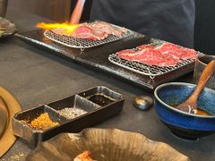 -铭牛烧肉·和牛海鲜自助(高新月牙湖店)