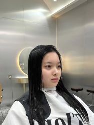 -Tloml salon