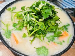 -肥汁米蘭香港米线(定西路店)