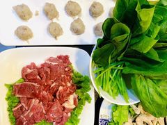 -楼外楼大刀肉传统火锅居(繁荣路店)