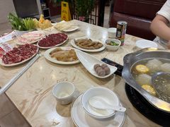 -粤潮牛肉火锅店(江南大道店)