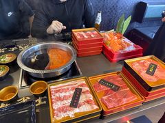-牛武士寿喜烧·和牛火锅自助(全球首店)