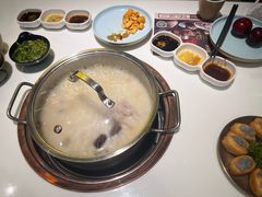 -洪氏嗨捞·猪肚鸡火锅(阳光天地店)