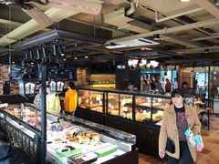 面包甜点陈列柜-红跑车(三孝口店)