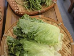 -阿山卓·野生菌火锅·纳西火塘烤肉